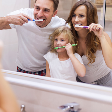 Jak poprawnie myć zęby? 7 porad